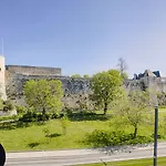Appartement Avec Vue Sur Le Château *